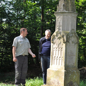 Graf von Bülow erzählt von Kleindenkmalen